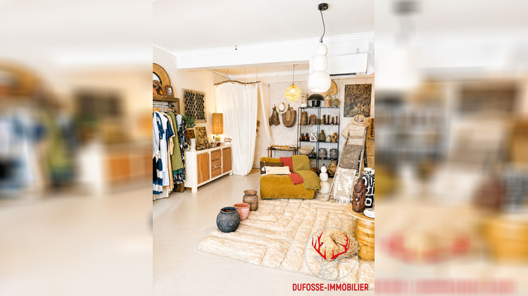 Ma-Cabane - Vente Local commercial LA TOUR-DE-SALVAGNY, 60 m²