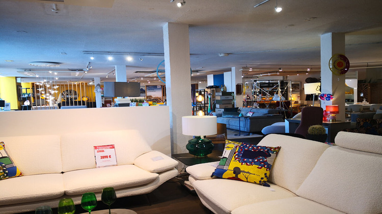 Ma-Cabane - Vente Local commercial LA VALETTE-DU-VAR, 1100 m²