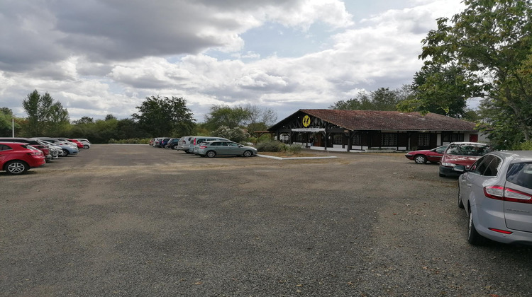 Ma-Cabane - Vente Local commercial Lacquy, 225 m²