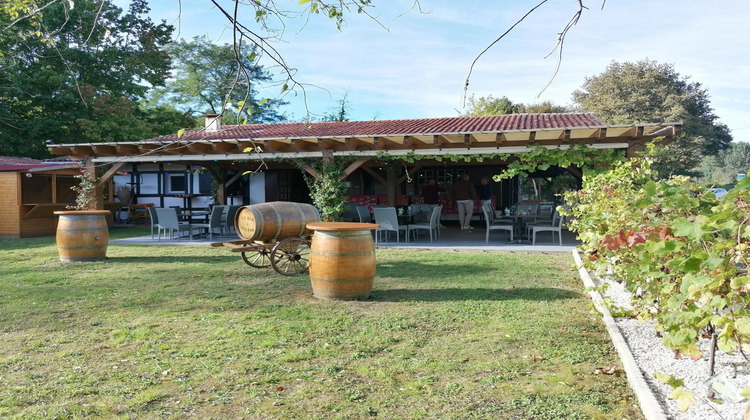 Ma-Cabane - Vente Local commercial Lacquy, 225 m²
