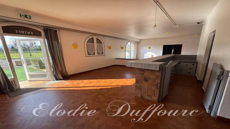 Ma-Cabane - Vente Local commercial LAMARQUE PONTACQ, 800 m²