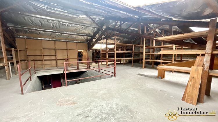 Ma-Cabane - Vente Local commercial LANDIVISIAU, 1180 m²