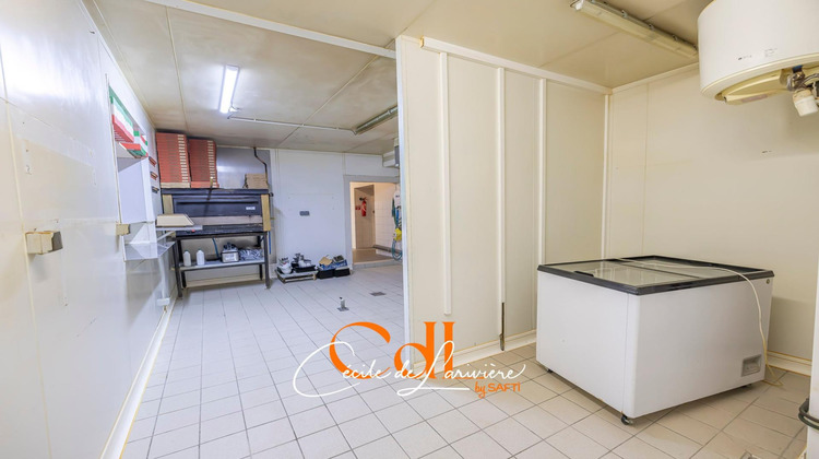 Ma-Cabane - Vente Local commercial Landivisiau, 126 m²