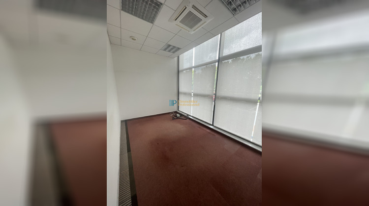 Ma-Cabane - Vente Local commercial Lanester, 164 m²