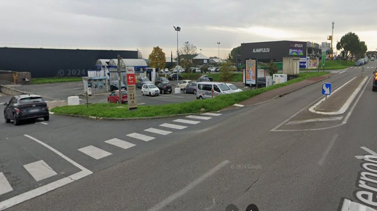 Ma-Cabane - Vente Local commercial Langon, 800 m²