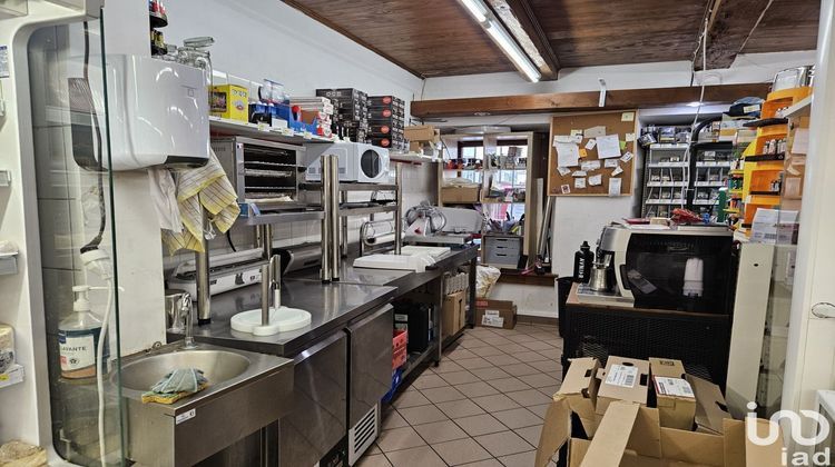 Ma-Cabane - Vente Local commercial Laqueuille, 300 m²