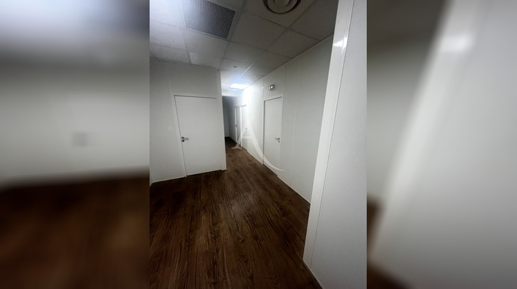 Ma-Cabane - Vente Local commercial LATTES, 463 m²