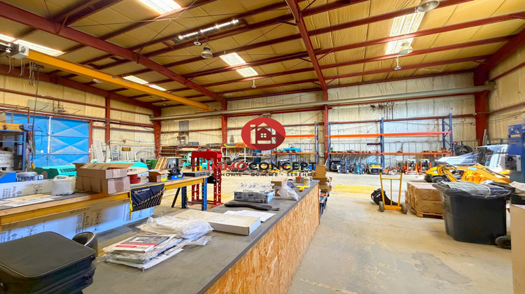 Ma-Cabane - Vente Local commercial Laudun-l'Ardoise, 450 m²