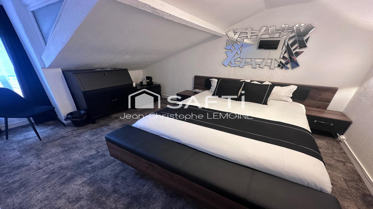 Ma-Cabane - Vente Local commercial Laval, 2200 m²