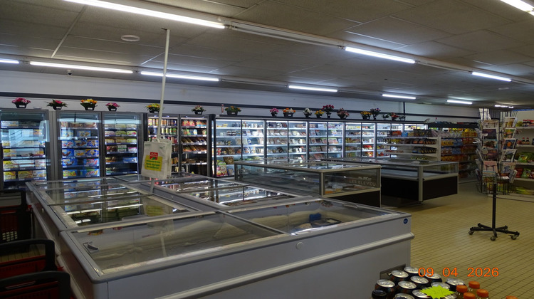 Ma-Cabane - Vente Local commercial Laval, 410 m²