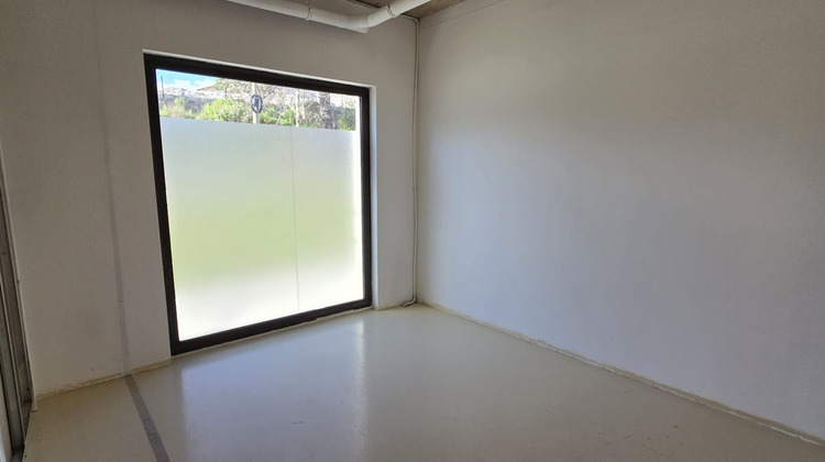 Ma-Cabane - Vente Local commercial LE BEAUSSET, 108 m²