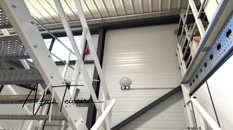 Ma-Cabane - Vente Local commercial Le Cannet-des-Maures, 820 m²