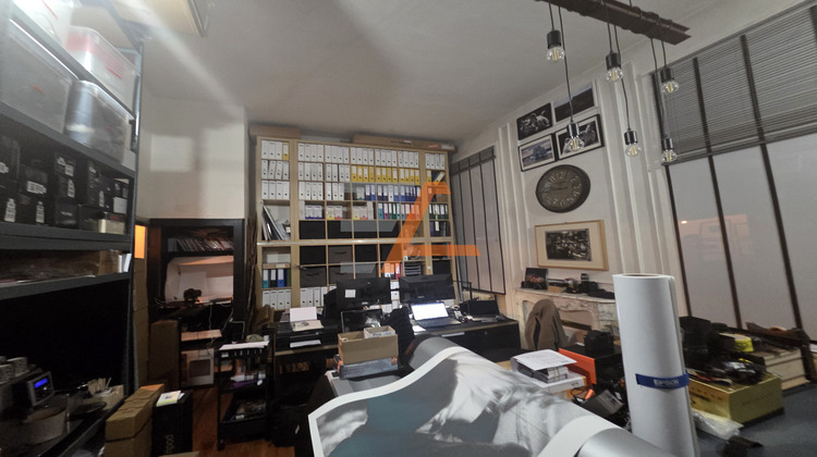 Ma-Cabane - Vente Local commercial Le Chambon-Feugerolles, 65 m²