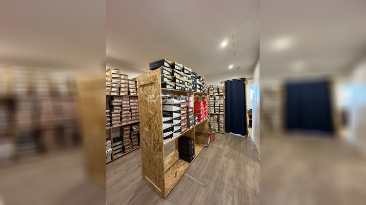 Ma-Cabane - Vente Local commercial LE GRAND-QUEVILLY, 100 m²