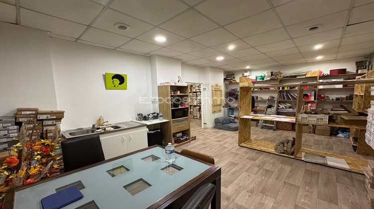 Ma-Cabane - Vente Local commercial LE GRAND-QUEVILLY, 100 m²