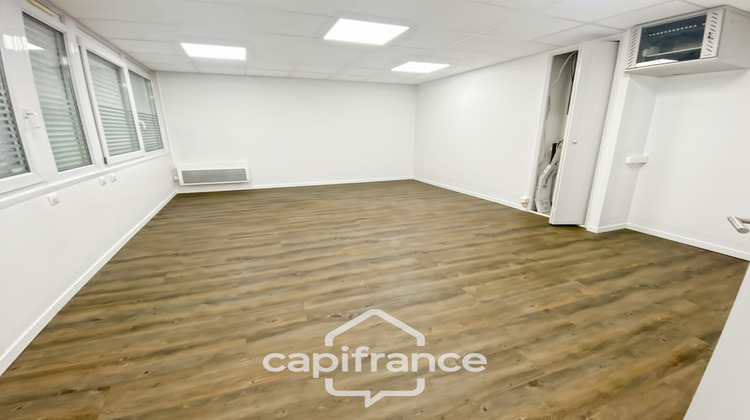 Ma-Cabane - Vente Local commercial LE HAILLAN, 90 m²