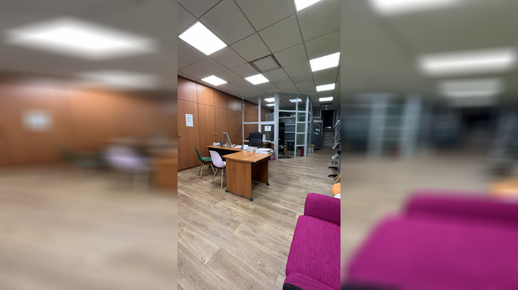 Ma-Cabane - Vente Local commercial Le Luc, 154 m²