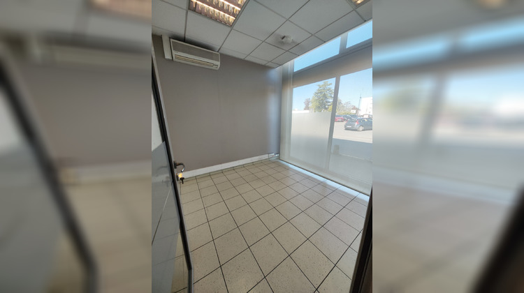 Ma-Cabane - Vente Local commercial Le Mée-sur-Seine, 61 m²