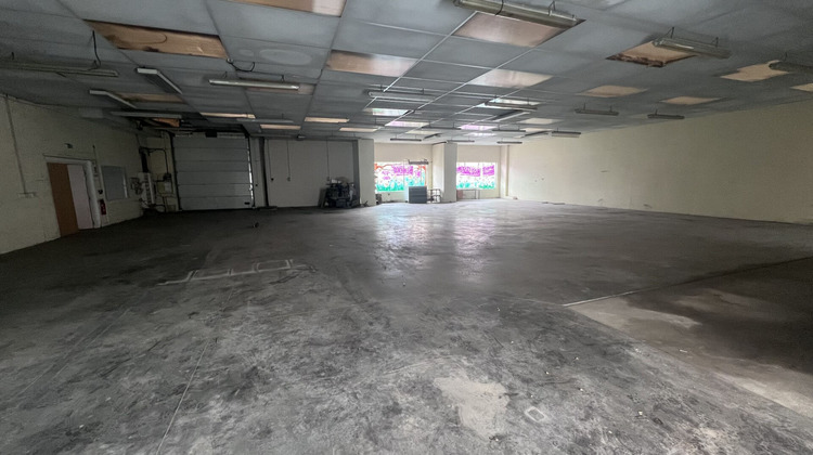 Ma-Cabane - Vente Local commercial LE MOLAY-LITTRY, 680 m²