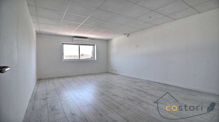 Ma-Cabane - Vente Local commercial Le Muy, 132 m²