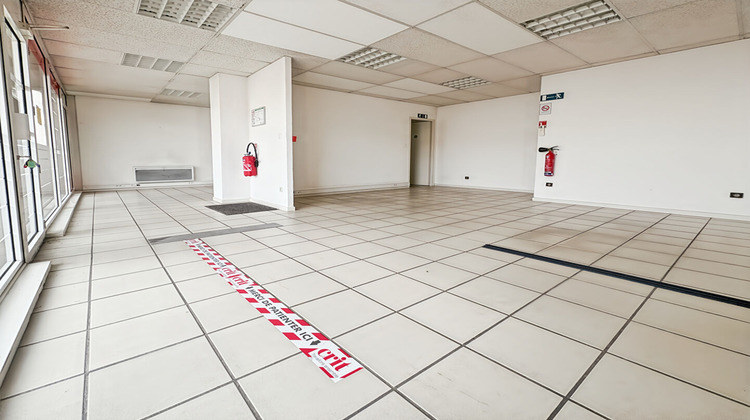 Ma-Cabane - Vente Local commercial LE PEAGE-DE-ROUSSILLON, 59 m²