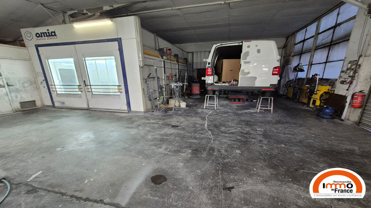 Ma-Cabane - Vente Local commercial LE PETIT-QUEVILLY, 440 m²