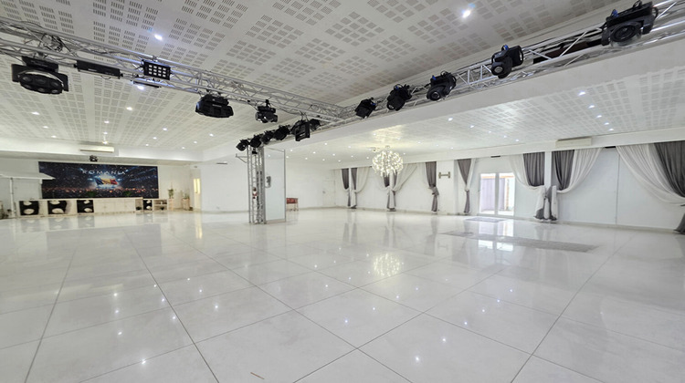 Ma-Cabane - Vente Local commercial LE PIN, 780 m²