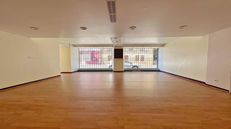 Ma-Cabane - Vente Local commercial Le Pont-de-Beauvoisin, 70 m²