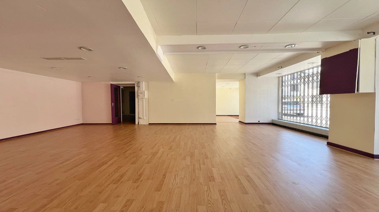 Ma-Cabane - Vente Local commercial Le Pont-de-Beauvoisin, 70 m²