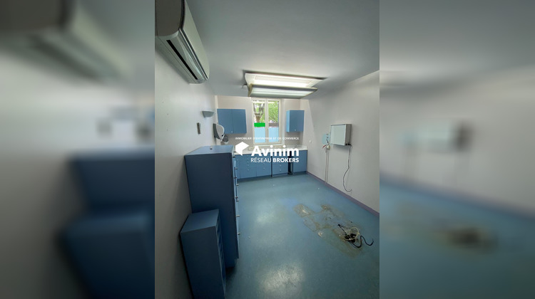 Ma-Cabane - Vente Local commercial Le Pont-de-Claix, 275 m²
