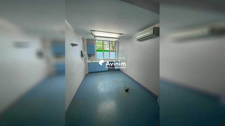 Ma-Cabane - Vente Local commercial Le Pont-de-Claix, 275 m²