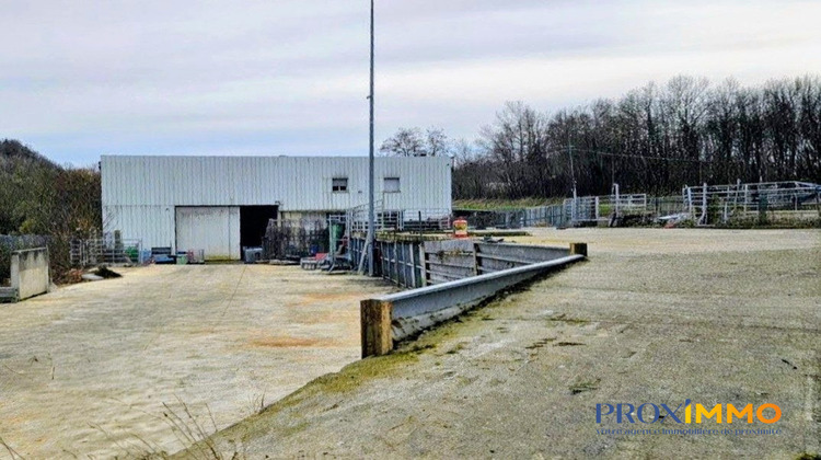 Ma-Cabane - Vente Local commercial Les Éparres, 1170 m²