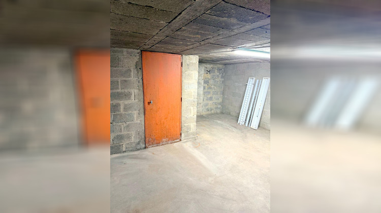 Ma-Cabane - Vente Local commercial LES CLAYES-SOUS-BOIS, 42 m²