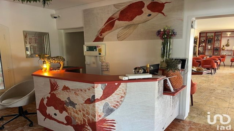 Ma-Cabane - Vente Local commercial Les Issambres, 2364 m²