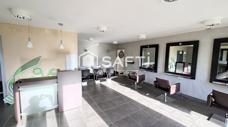 Ma-Cabane - Vente Local commercial Les Magnils-Reigniers, 76 m²