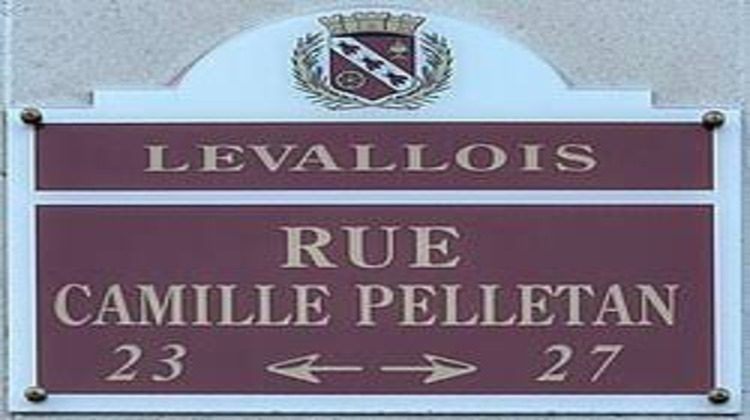Ma-Cabane - Vente Local commercial Levallois-Perret, 152 m²