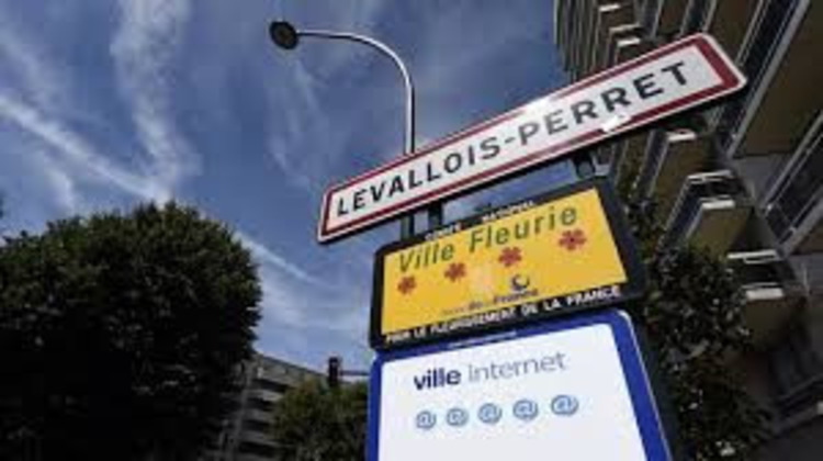 Ma-Cabane - Vente Local commercial Levallois-Perret, 96 m²