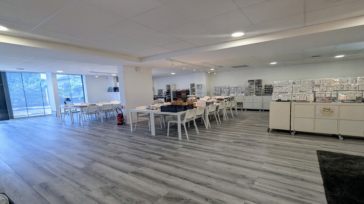 Ma-Cabane - Vente Local commercial LIMEIL-BREVANNES, 142 m²