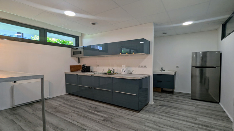 Ma-Cabane - Vente Local commercial LIMEIL-BREVANNES, 142 m²