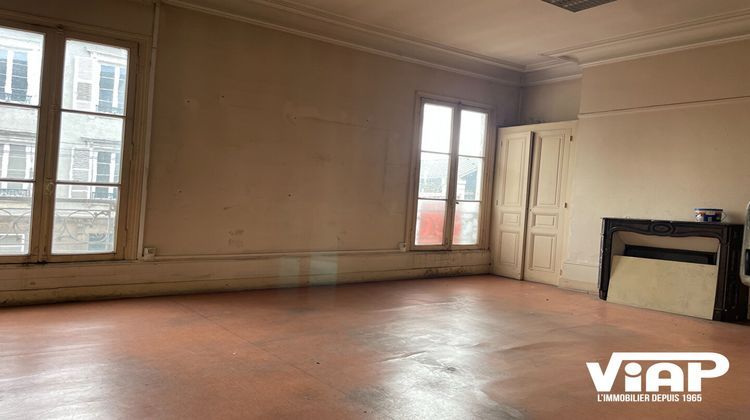 Ma-Cabane - Vente Local commercial LIMOGES, 920 m²