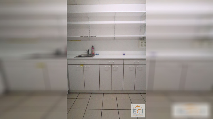 Ma-Cabane - Vente Local commercial LIMOGES, 300 m²