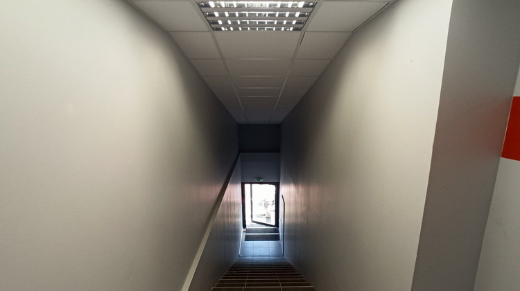 Ma-Cabane - Vente Local commercial Limoges, 179 m²