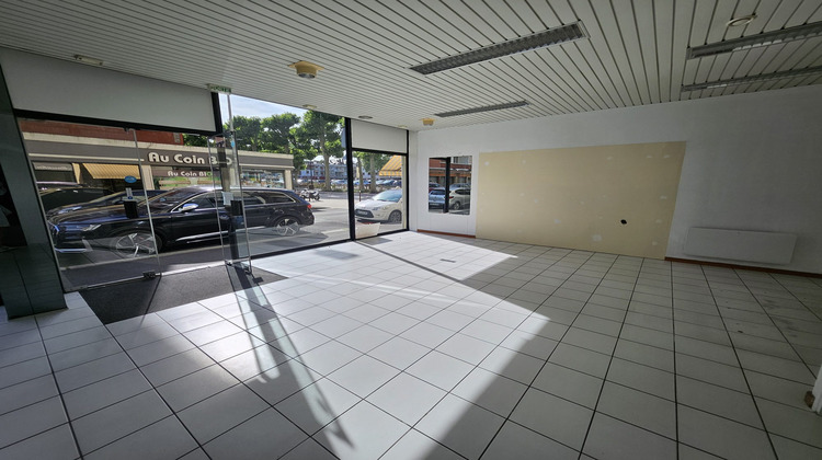Ma-Cabane - Vente Local commercial Lisieux, 135 m²