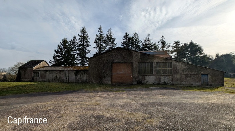 Ma-Cabane - Vente Local commercial LIZIO, 750 m²