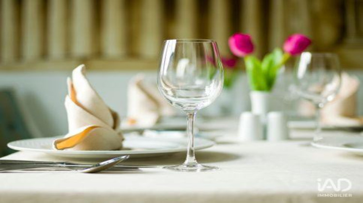 Ma-Cabane - Vente Local commercial Loches, 150 m²