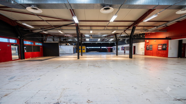 Ma-Cabane - Vente Local commercial Lons, 1000 m²