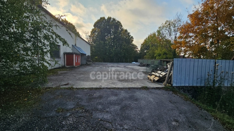 Ma-Cabane - Vente Local commercial LONS LE SAUNIER, 1300 m²