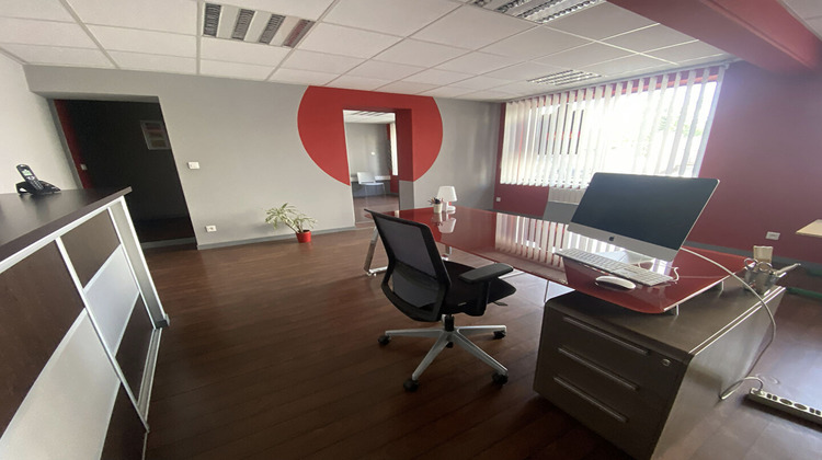 Ma-Cabane - Vente Local commercial LONS-LE-SAUNIER, 102 m²