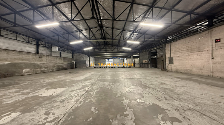 Ma-Cabane - Vente Local commercial Lorette, 1800 m²