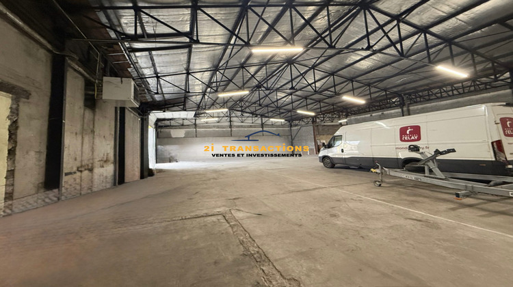 Ma-Cabane - Vente Local commercial Lorette, 1800 m²